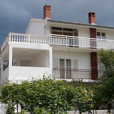 Appartement Curin *